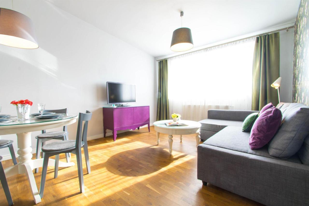 Krupnicza Modern Old Town Apartments - By Upstairs Krakow Luaran gambar