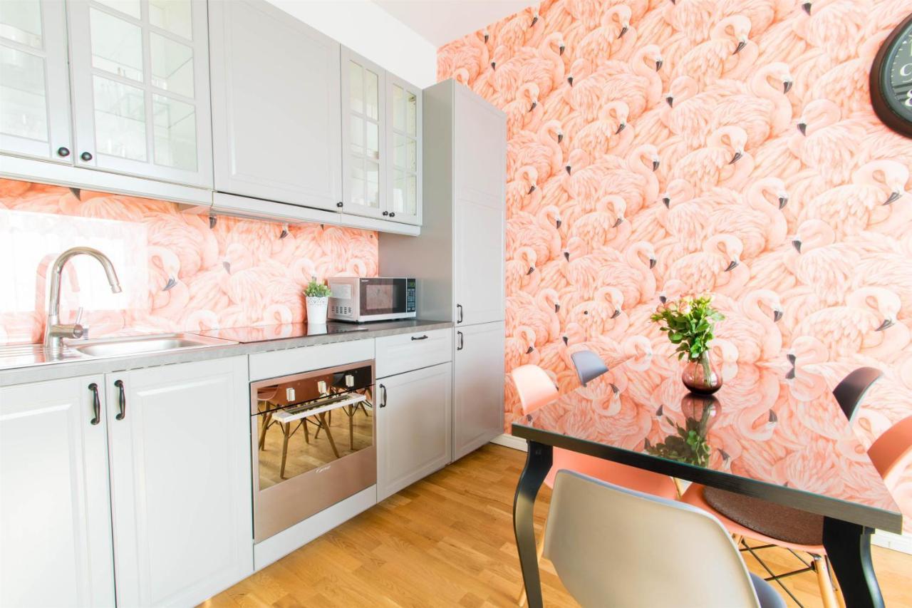 Krupnicza Modern Old Town Apartments - By Upstairs Krakow Luaran gambar